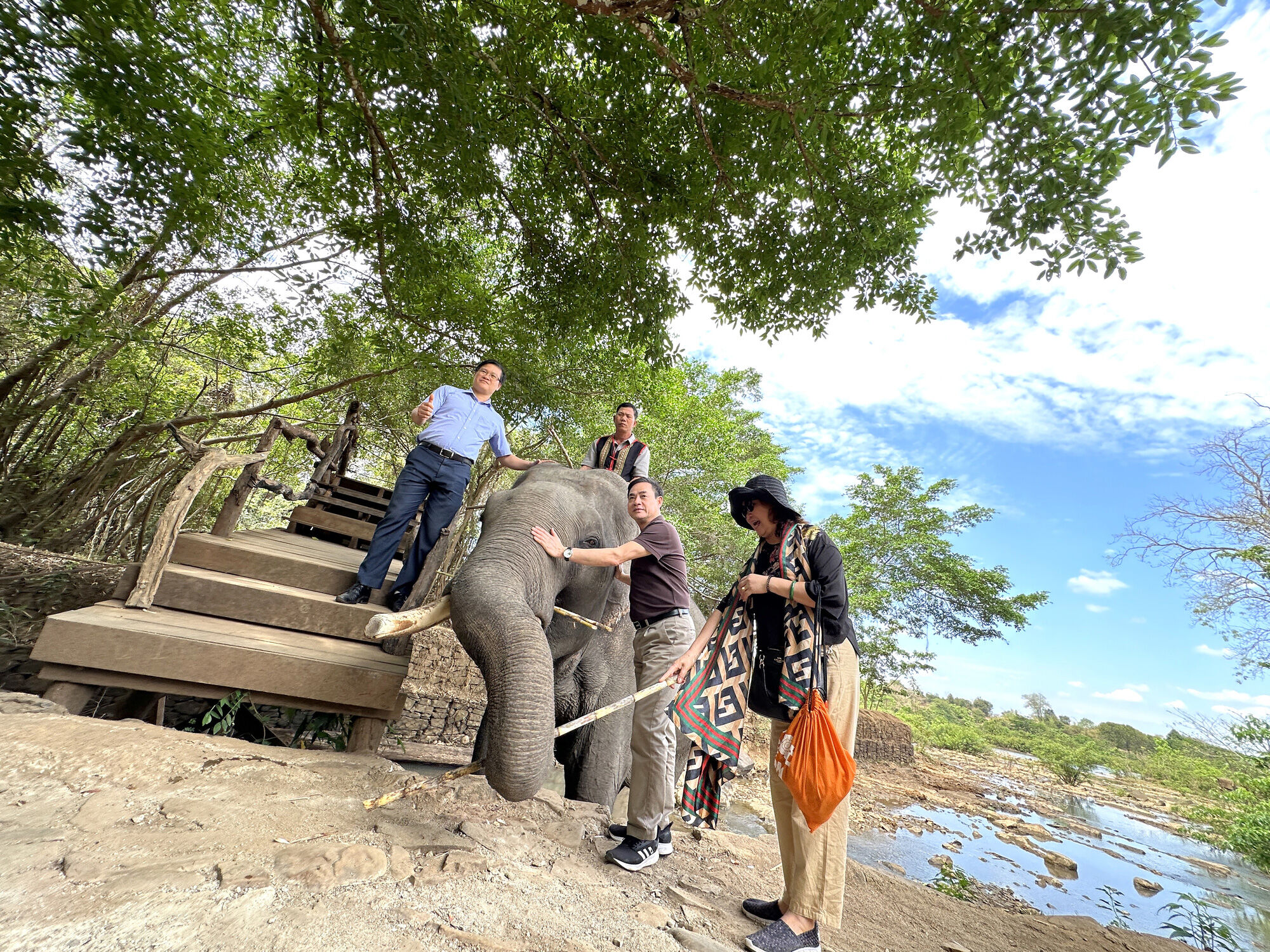 Capture the majestic beauty of Dak Lak’s wildlife haven